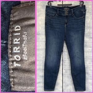 Torrid Jeans 16R Dark‎ Wash High Rise Skinny Fit Button Fly Denim